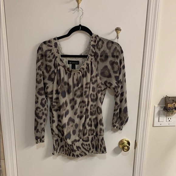 INC International Concepts Black and Tan Ruffled Fitted Blouse - Picture 1 of 9